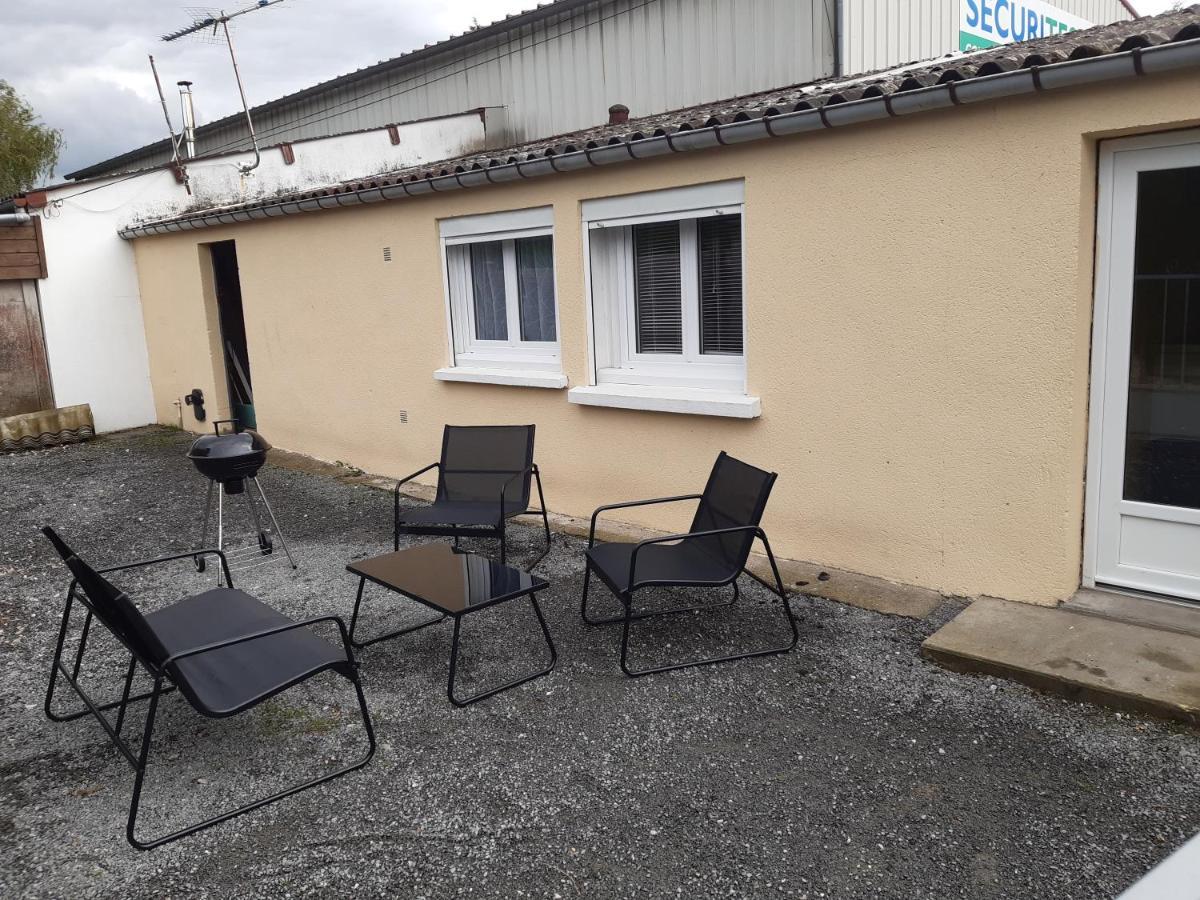 Gite La Parent'Aise Fressenneville Exterior photo